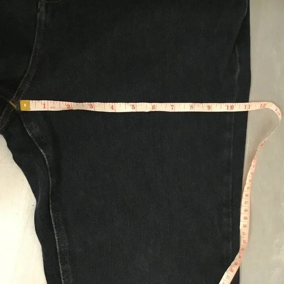 LL Bean Classic Fit Women's Size 16 Blue Denim Jeans Item 275491 - Picture 5 of 12